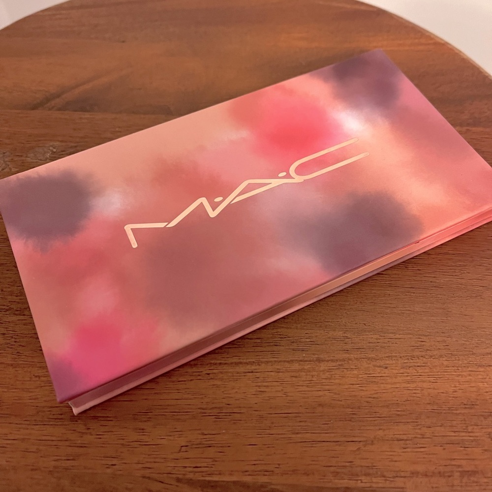 MAC Cosmetics Boldly Bare Eyeshadow Palette